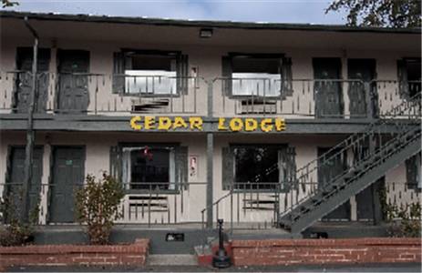 Cedar Lodge Inn